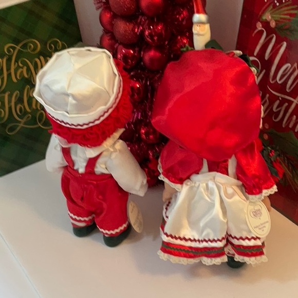 RAGGEDY ANN AND ANDY DOLLS (PRECIOUS MOMENTS) LIKE NEW - Picture 3 of 5